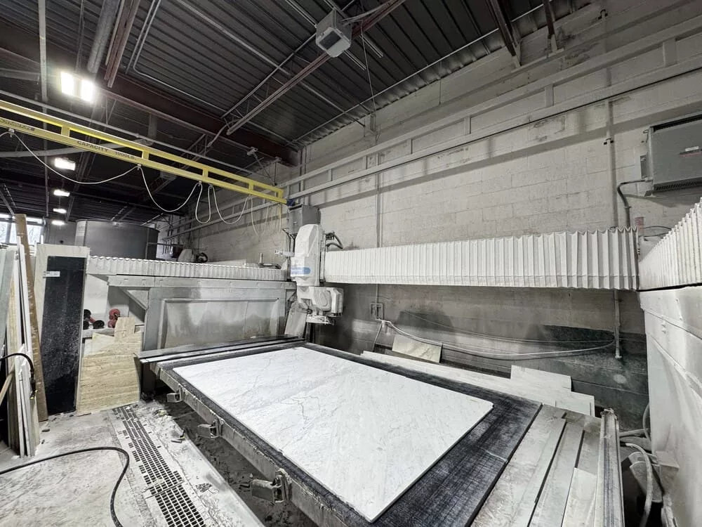 Denver #Tecnika-5, 5-Axis CNC Work Center, 98.42" X, 105.71" Y, 17.5 HP, 4000 RPM blade, 2020 - Image 7