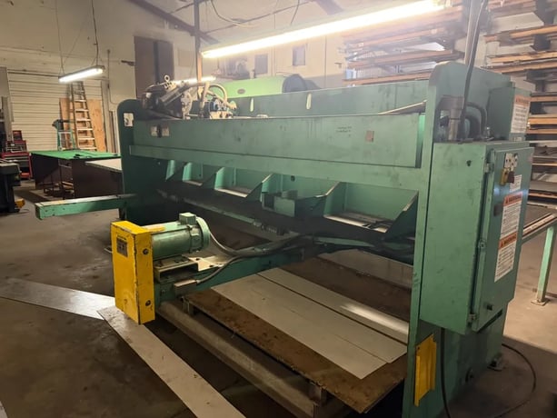 1/4" x 10' Piranha #M-14/-10, Power Squaring Shear, 36" back gauge, 5' squaring arm - Image 2