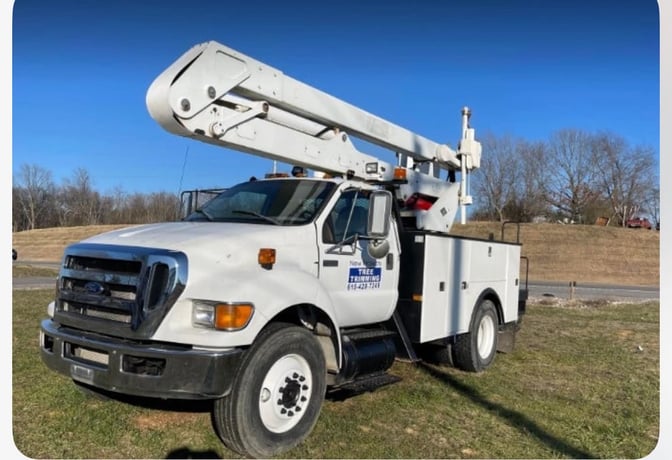 Ford #F750, Truck, 212,000 miles, 2008 - Image 1