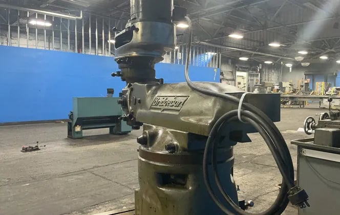 Bridgeport #26026, vertical mill, 9" x 42" table, 3/4 HP, 115 V. - Image 9