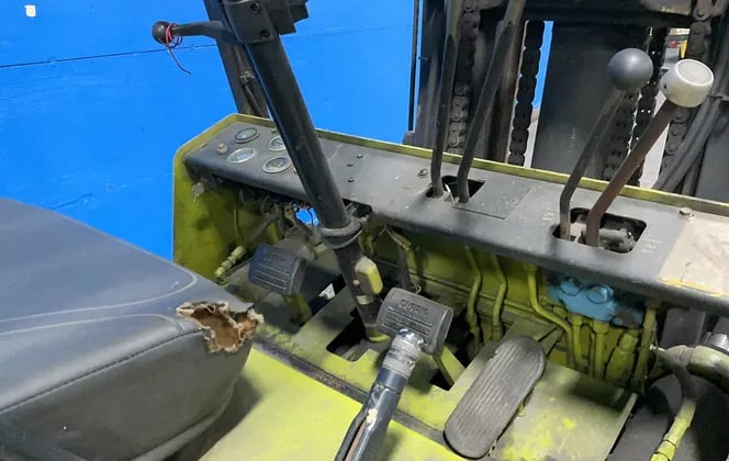 4075 lb. Clark #C500-100, Gas Forklift - Image 7