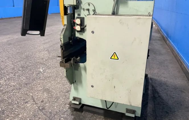 Hydraulic Press Brake #WC67K-44/2000, 2014 - Image 9