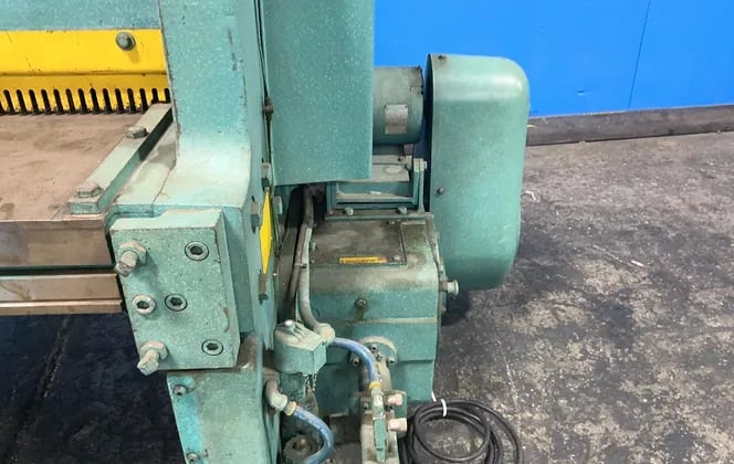 10 gauge x 6' Wysong #1072, power squaring shear - Image 2