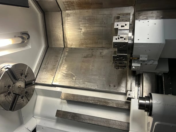 Amera Seiki #CNC-S36L, CNC Lathe, 19.6" diameter, 1,200 RPM, 35 HP, 220 V., 3-Phase, 2018 (2 available) - Image 4