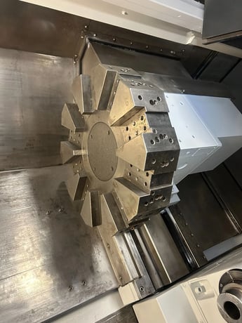 Amera Seiki #CNC-S36L, CNC Lathe, 19.6" diameter, 1,200 RPM, 35 HP, 220 V., 3-Phase, 2018 (2 available) - Image 5