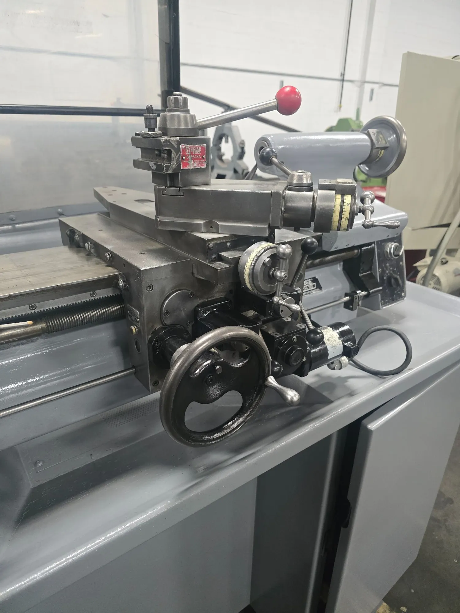 11" x 18" Hardinge #HLV-H-EM, Precision Tool Room Lathe, 5C Collet, 1 HP, 3,000 RPM, 400 V. (2 available) - Image 4