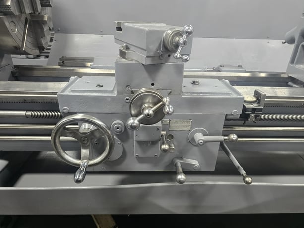 24"/26" x 75" LeBlond #Regal-24, Servo Shift Engine Lathe, 15 HP, 1,700 RPM, 2.125" Bore, 28" Max Swing, 18" - Image 9