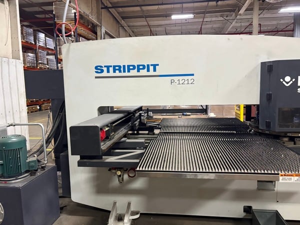 20 Ton LVD Strippit #P-1212, press, 49" x49", 0.25" thick, 2012 - Image 3