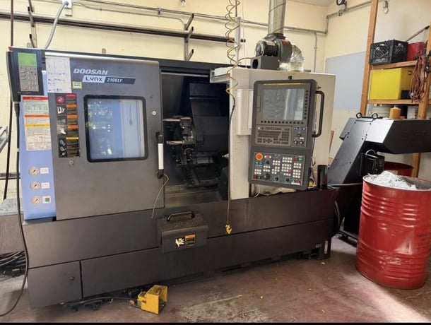 Daewoo Doosan #Lynx-2100LYA, CNC Turning Center, 23.6" swing, 8" chuck, 2.6" bar, 20 HP, 4500 RPM, Fanuc - Image 2