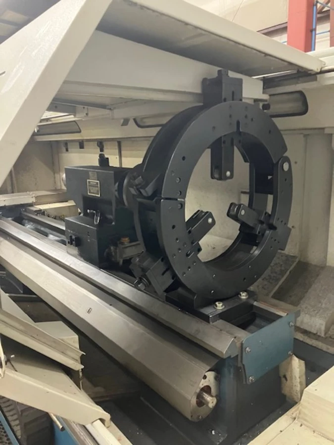 Romi #C-680, CNC lathe, 24" swing, 6.5" spindle hole, 120" centers, 79.7" turning length, 16.9" swing over - Image 8