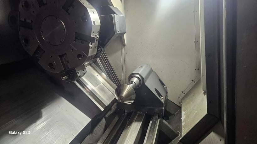 Haas #ST-45L, CNC lathe, 34.5" swing, 7" bar, 24" chuck, 80" centers, 25.5" turning diameter, 12 station - Image 7
