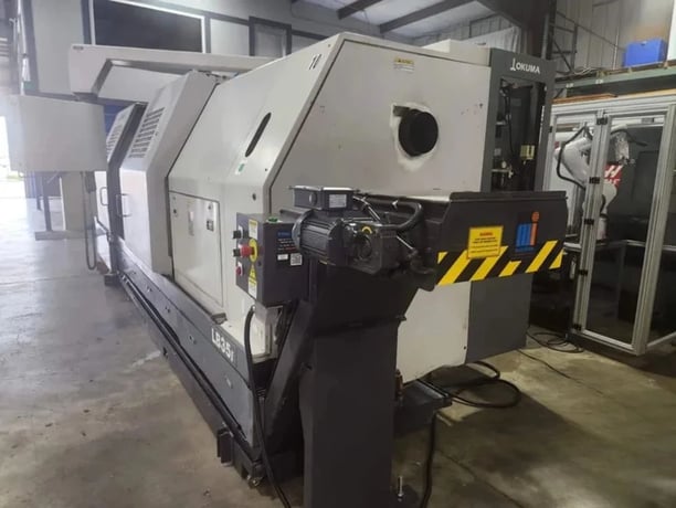 Okuma #LB-35II, CNC lathe, 27" swing, 6" bar, 20" chuck, 118" centers, 18" turning diameter, 12 station - Image 7