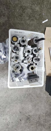 Akira Seiki #SL20, CNC lathe, 17.7" swing, 1.7" bar, 6" chuck, 13" centers, 11.4" turning diameter, 10 - Image 7