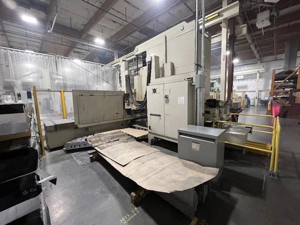 SNK #FSP-120V, vertical machining center, 120" X, 50" Y, 24" Z, 4,000 RPM, 40 automatic tool changer, BT 50 - Image 4