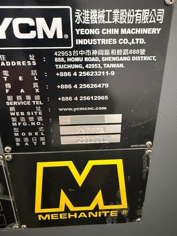 YCM #XV560A, vertical machining center, 22" X, 16" Y, 17.7" Z, 10,000 RPM, 20 automatic tool changer, CAT 40 - Image 2