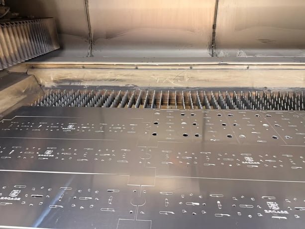 Salvagnini #L3, 3,000 watt laser, 5' x 10', 2015 - Image 5