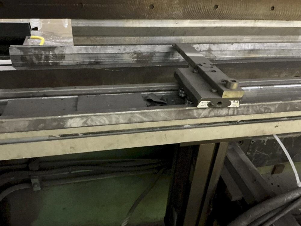 130 Ton, Accurpress #713020, CNC hydraulic press brake, 20' overall, 198" between housing, 8" stroke, 16" - Image 7