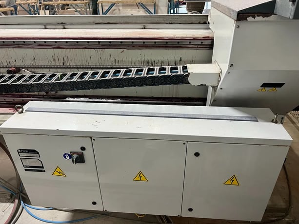Flow #Mach-200-4020-Pivot, waterjet, 6.6' x 13.1' table, 30 HP, 60,000 PSI., 8" Z travel, FlowExpert control - Image 5
