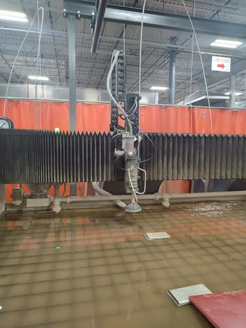 Wardjet #E-2040, waterjet, 6.5' x 13.1' table, 50 HP, 60,000 PSI., Wardjet XL control, 2018 - Image 3