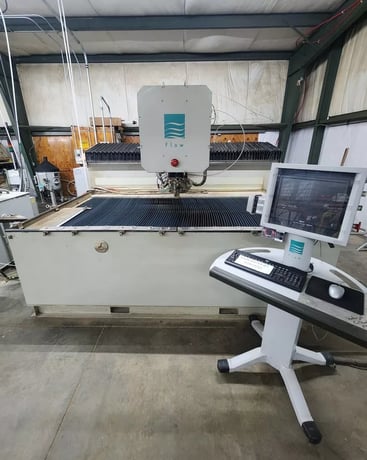Flow #IFB-4800-DWJ, waterjet, 4' x 8' table, 50 HP, 60,000 PSI., Flow PC based control, 2005 - Image 1
