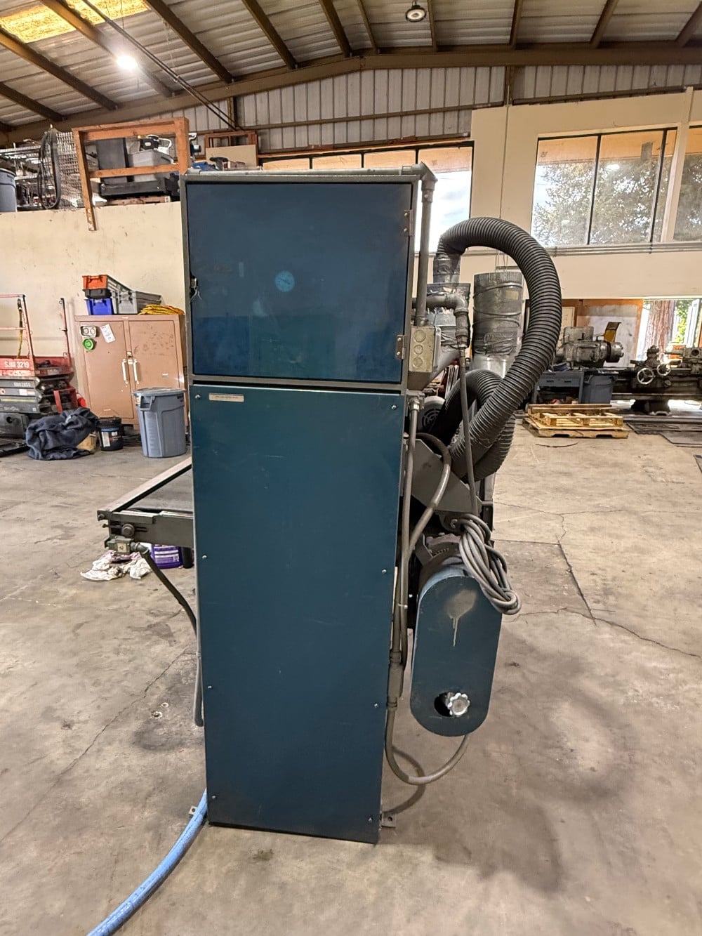 36" Ramco, wide belt sander, single head, conveyor feed table, dust extraction ports - Image 4