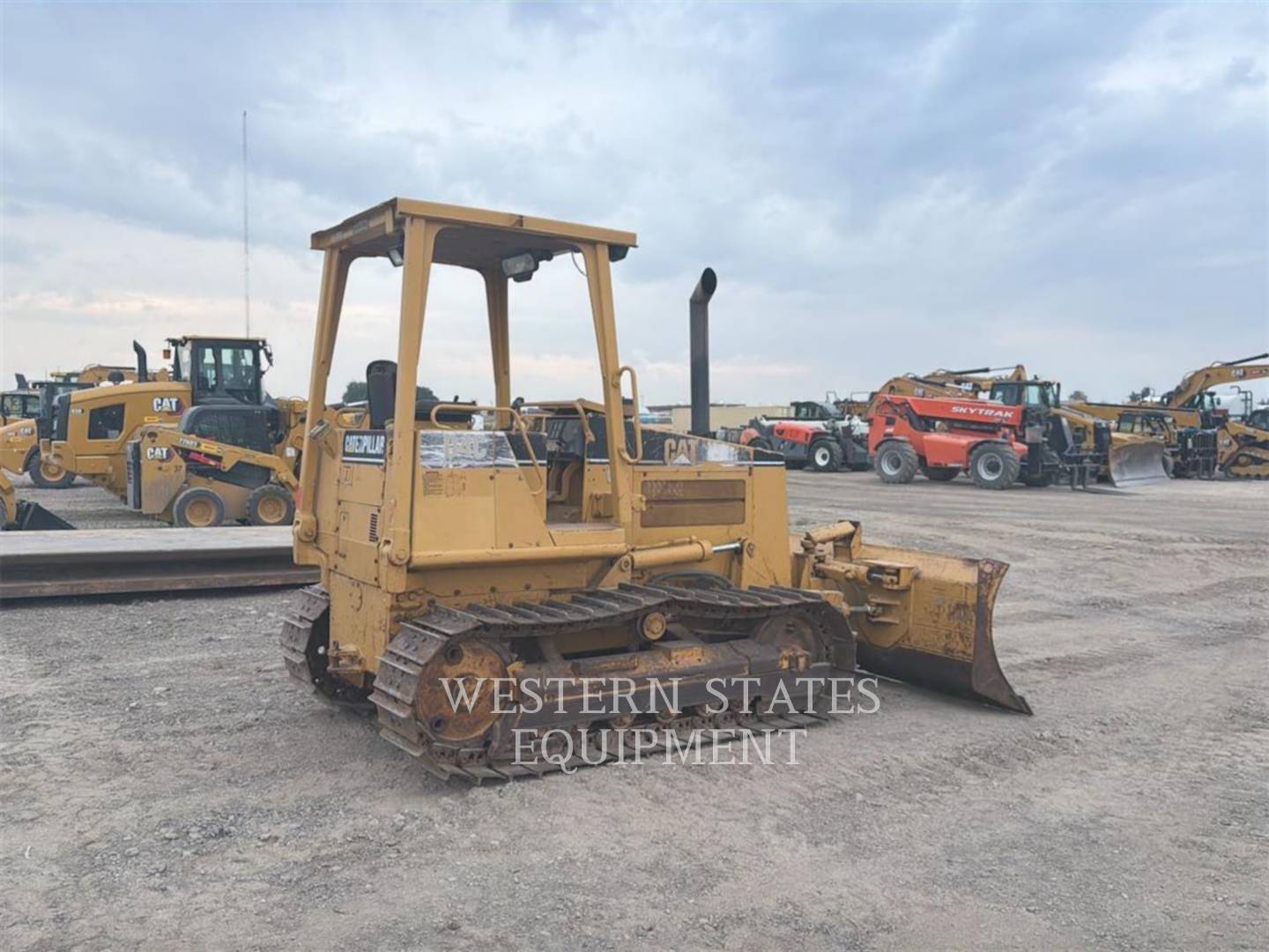 Caterpillar D4C, 4306 hours, S/N: 6YL02227, 1999 - Image 2