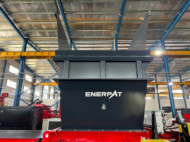 Enerpat, Automatic 2-Ram Aluminum Cans Baler, Heavy Duty 74 HP Recycling Baler, 62" x 46" x 30" Bale Size - Image 3