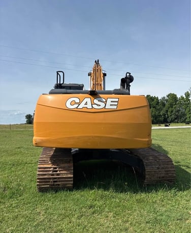 Case #CX250C, excavator with hydrauilc thumb, Isuzu diesel, enclosed cab with air cooled & heat, 1364 hours - Image 2