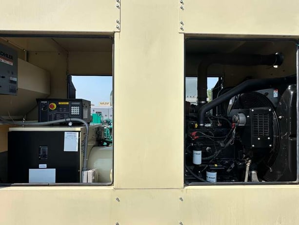 180 KW Kohler #180REOZJE, diesel generator set, 120/208 Volts, 330 hours, 315 HP @ 1800 RPM, John Deere - Image 4