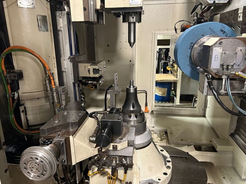 Kapp #KX-300-P, CNC gear grinder, Siemens 840D Control, rotary dresser, 180° loader, load table, 2010 - Image 6