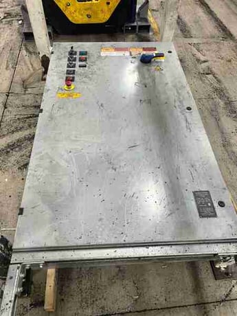 Shred-Tech #STQ-50E, 4 shaft shredder, 28" x 39" cutting chamber, 48 upper & lower knives, 2015 - Image 7