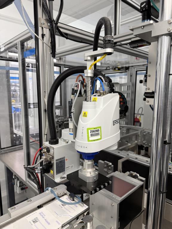 Epson LS3-B401-S, industrial robot, RC90-B controller, 2021 (8 available) - Image 1