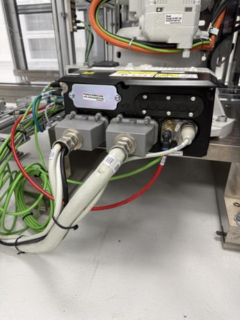 ABB IRB-2600, industrial robot, IRC5 Single controller (5 available) - Image 6