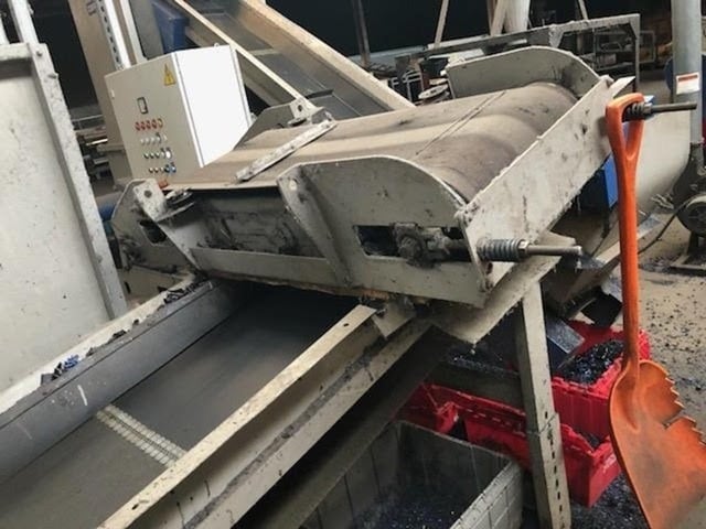 Zerma #ZSS-1000/1200, Complete Plastics Recycling System, 100 HP single-shaft shredder, 48" x 44" opening - Image 4