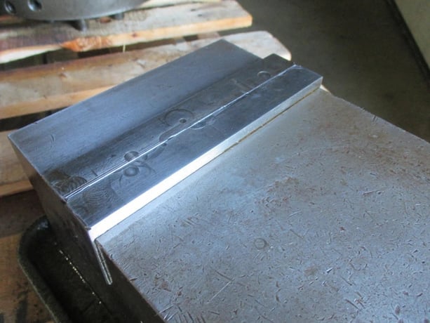Kurt Manufacturing #D60, Precision Milling Machine Vise, 6" jaw width, 6" jaw opening, swivel base & handle - Image 5