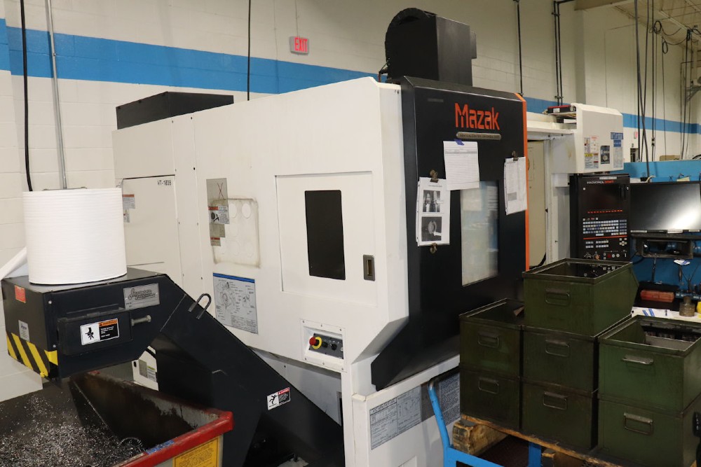 Mazak #VCU-500C, CNC vertical machining center, 39.3" X, 19.8" Y, 20" Z, 12000 RPM, #40, 25 HP, Mazatrol - Image 1