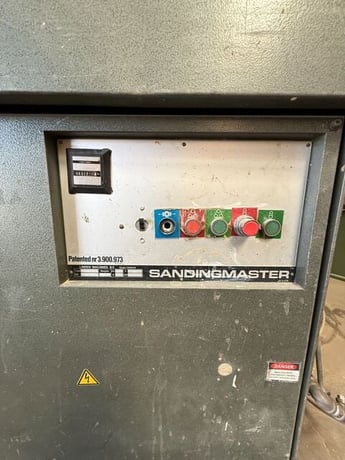 43" Sandingmaster #SCSB-2-1300, Wide Belt Sander, Sandomatic control, digital thickness readout, 6,312 hours - Image 3