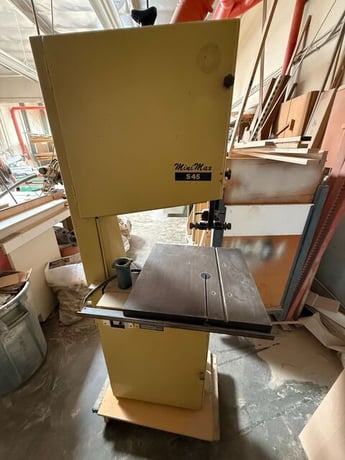 Minimax #S45, Vertical Band Saw, cast iron tilting worktable, miter slot, upper blade guide assembly, mobile - Image 2