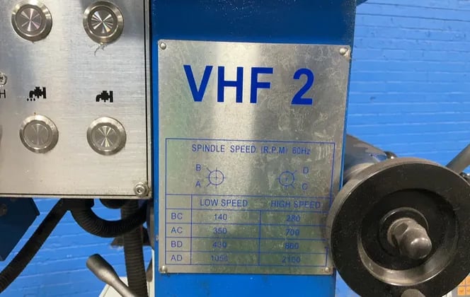 Knuth #VHF-2, Vertical Mill, 10" x 44" table, 6.6 HP, 850/1700 RPM, 220 V., 3PH, 2019 - Image 3