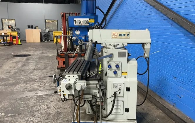 Knuth #VHF-2, Vertical Mill, 10" x 44" table, 6.6 HP, 850/1700 RPM, 220 V., 3PH, 2019 - Image 5