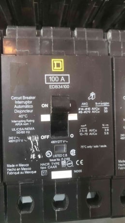 400 Amp. Square D NF, Panelboard Interior LAL36400MB, 480 Volts, 3PH, EDB Breakers, Missing Covers, AS IS - Image 4