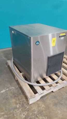 Hoshizaki #F-1001MWH, Water Cooled Flake Ice Machine Head, 970 lb./day, 208-230 V., 1PH - Image 6