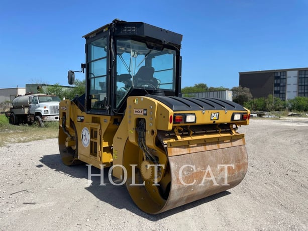 Caterpillar CB10, 851 hours, S/N: P8P00320, 2018 - Image 3