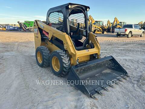 Cat 226D3, Skid Steer Loader, 115 hours, S/N: EK501718, 2023 - Image 2