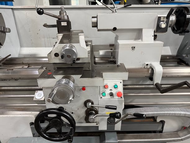 30" x 60" Lion #CU802, engine lathe, 20" swing over cross slide, inch/metric threading, steady & follow - Image 8