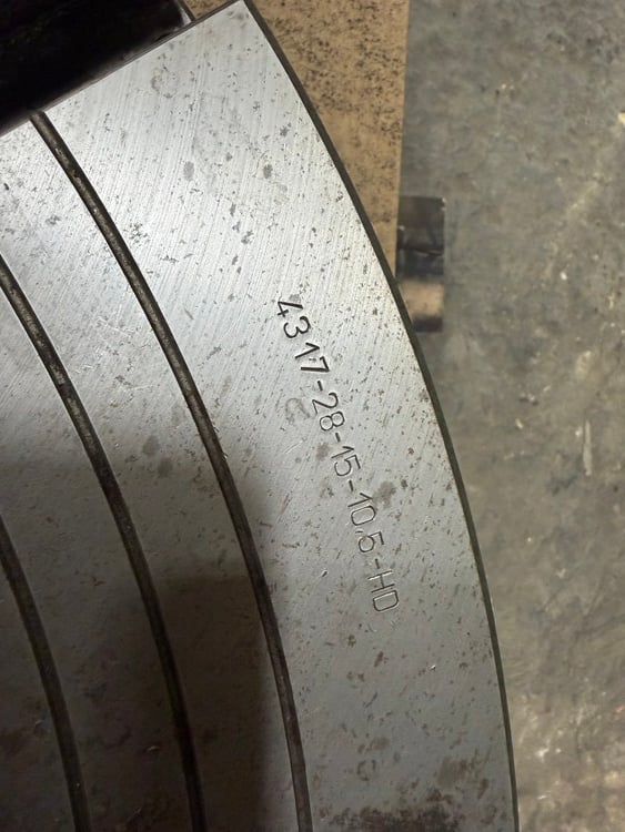 28" Bison, 4-jaw chuck, 10.5" hole, A1-15 mount, 2 piece jaws - Image 2