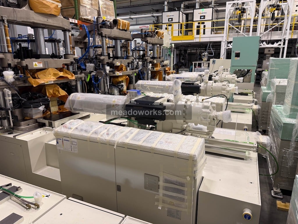 Aoki #AHC-150-20, Blow Molding Machine, 220 Volts, 3PH, 2020, (2 available) - Image 7