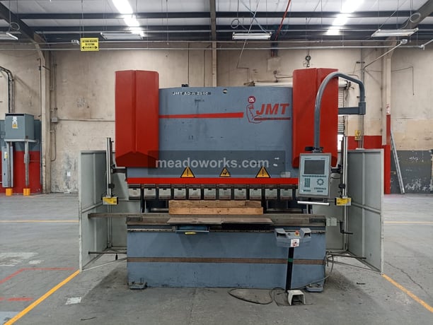110 Ton, JMT #AD-R-2510, CNC Hydraulic Press Brake, 100" bending length, 10.4" stroke, Delem control, 2013 - Image 1