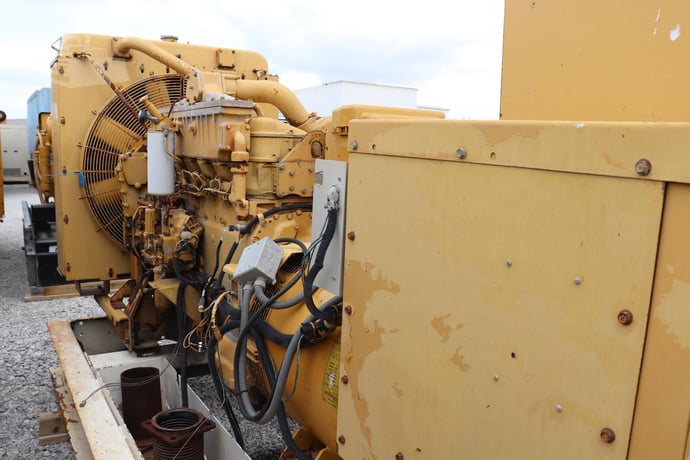 400 KW Caterpillar #SR4B, Diesel Generator Set, 480 Volts, 3406 engine, 1800 RPM, 3PH - Image 2