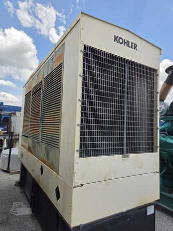 300 KW Kohler #300RE0ZD, Diesel Generator Set, 240 Volts, 1800 RPM, 3PH, enclosed, 741 hours - Image 2